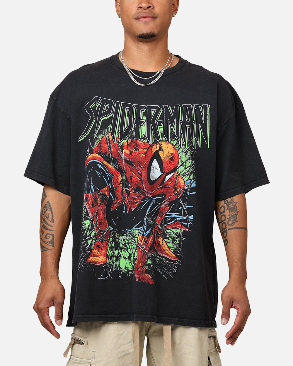 GRAPHIC TEES