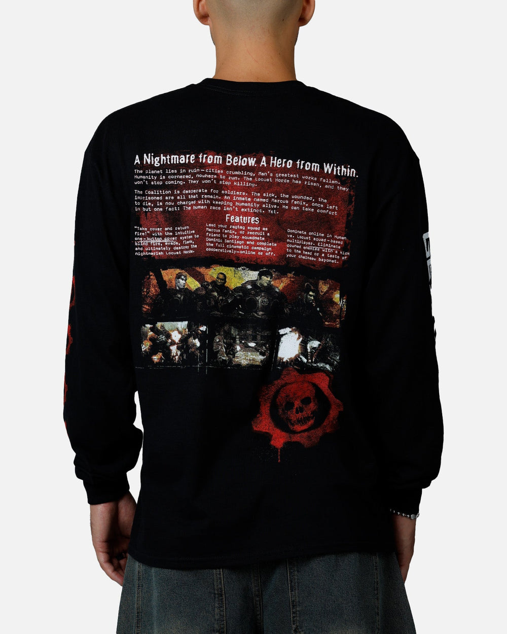 GRAPHIC TEES