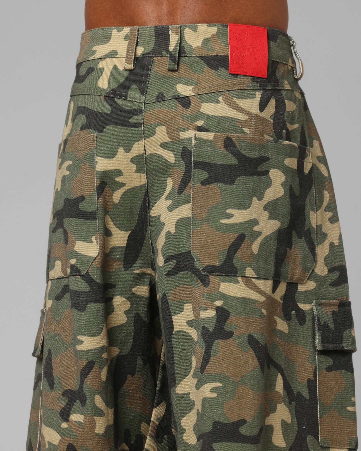 Loiter F-16 Balloon Cargo Pants Woodland Camo